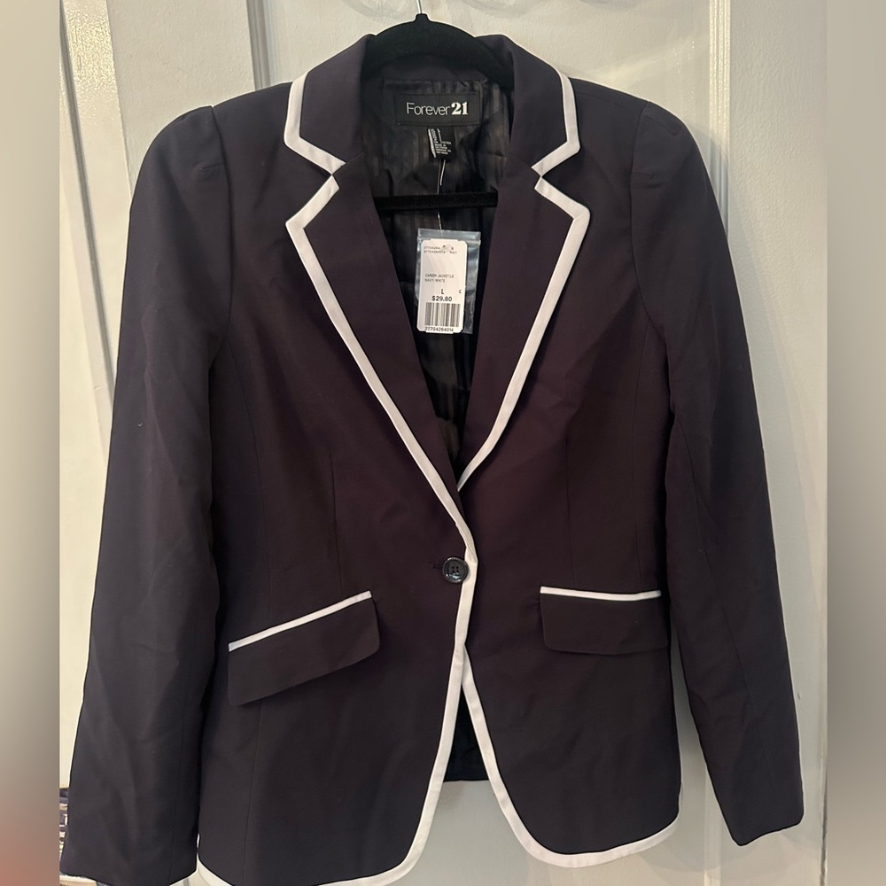 Forever 21 navy blue and white blazer new with tags